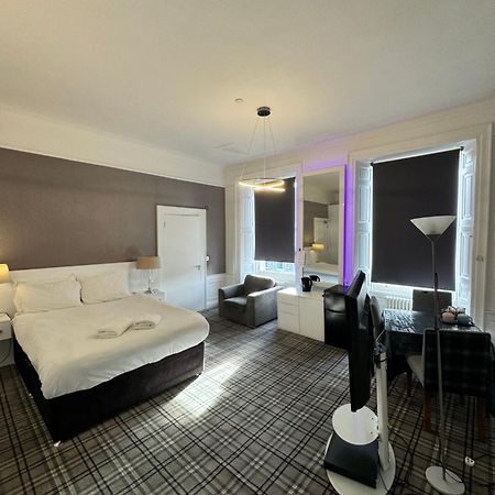 Luxury Family Room With Private Bathroom In The Heart Of Edinburgh Exterior photo